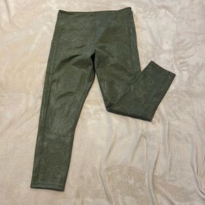 Olive Maze Light n Tight Hi-Rise 7/8 24"